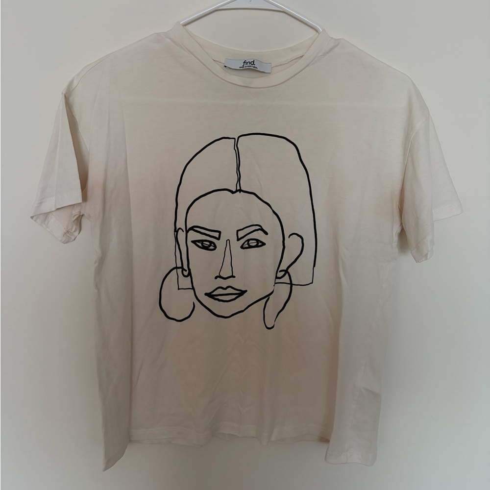 Ivory Graphic Face Tee